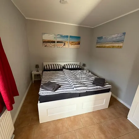 Wohlfuehl-orte24 Am Hafen In Schaprode, Ruegen Apartmán *