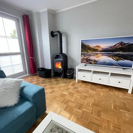 Wohlfuehl-orte24 Am Hafen In Schaprode, Ruegen *