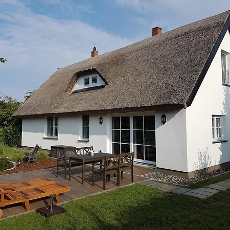 Wohlfuehl-orte24 Am Hafen In Schaprode, Ruegen * Schaprode