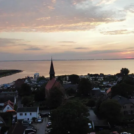 Wohlfuehl-orte24 Am Hafen In Schaprode, Ruegen Apartment *