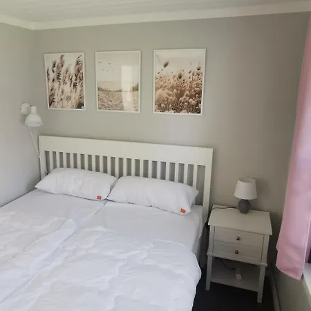 Wohlfuehl-orte24 Am Hafen In Schaprode, Ruegen Schaprode