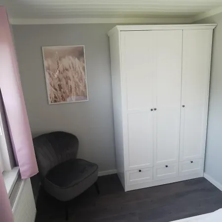 Wohlfuehl-orte24 Am Hafen In Schaprode, Ruegen Schaprode