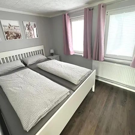 Wohlfuehl-orte24 Am Hafen In Schaprode, Ruegen Schaprode