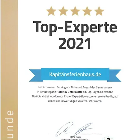 Wohlfuehl-orte24 Am Hafen In Schaprode, Ruegen